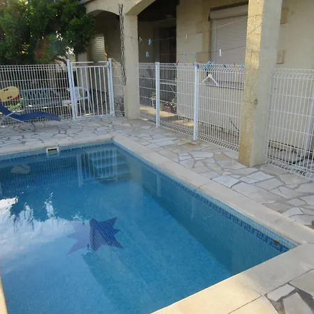 T3 Clim 4 Pers Terrasse Jardin Piscine *