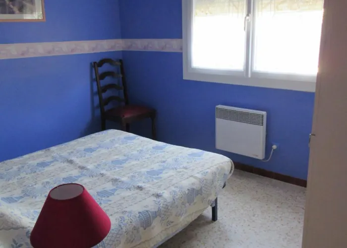 T3 Clim 4 Pers Terrasse Jardin Piscine *